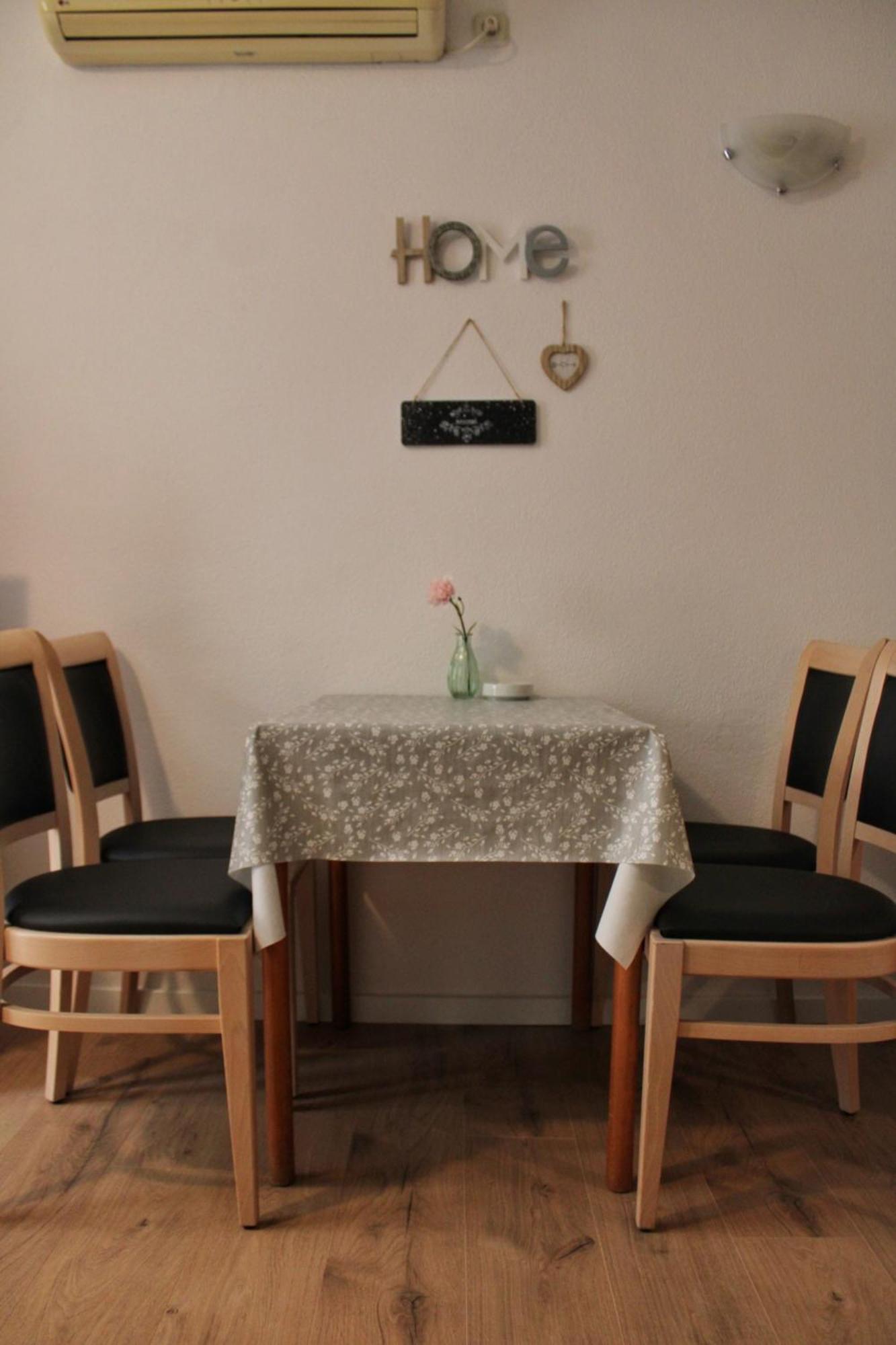 Studio Laura Makarska Esterno foto